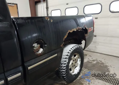 2000 Chevrolet Silverado 1500 Ls from USA, damaged, VIN 1GCEK14TXYZ124732